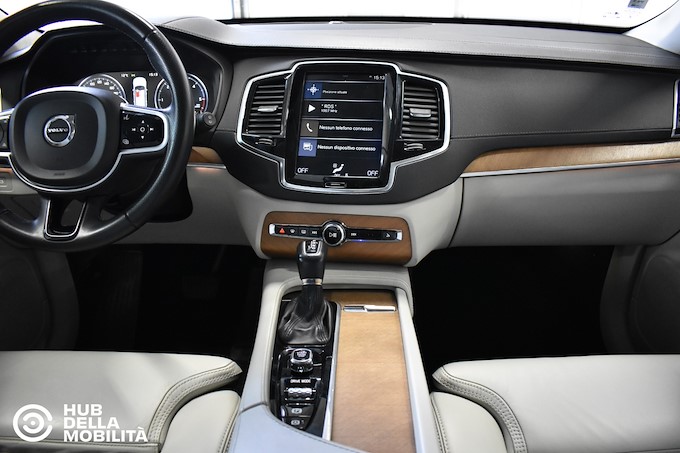 VOLVO XC90 D5 AWD Geartronic Inscription